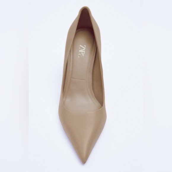 NWT. Zara Beige Leather High Heel Stiletto Pumps. Size 6,5. - Picture 2 of 5